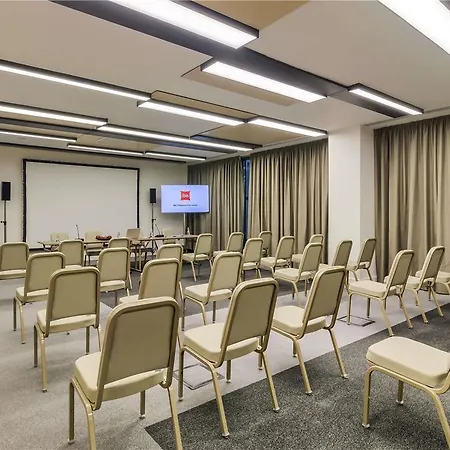 Ibis Center 티미쇼아라