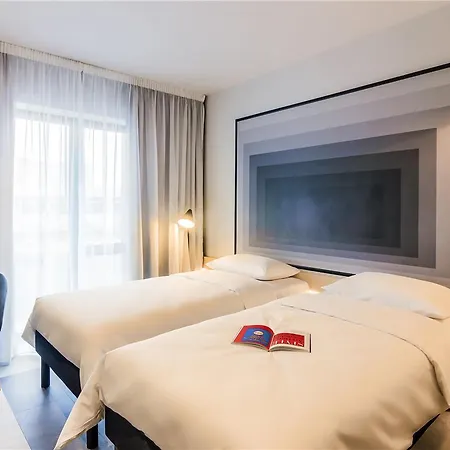 Готель Ibis Center