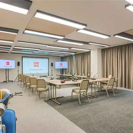 Ibis Center Готель 3*
