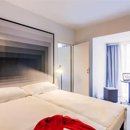 Ibis Center 酒店 3*